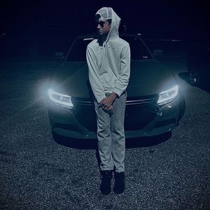 Meet your Posher, Chase